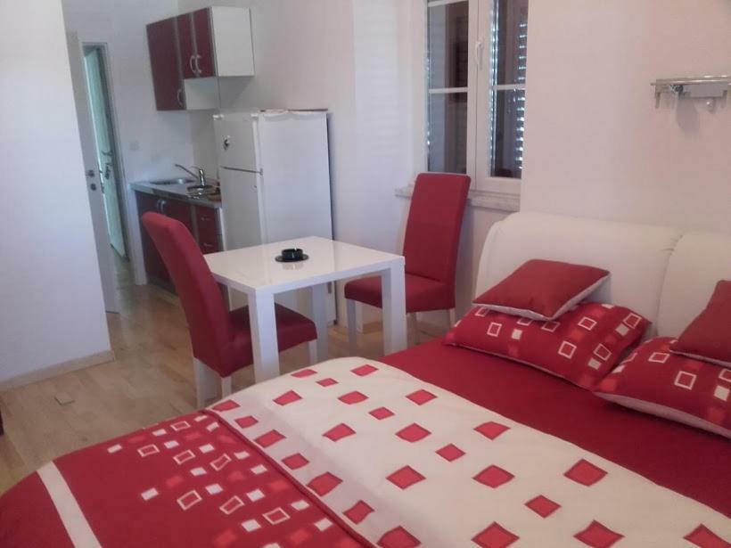 Apartment Riva Biograd Na Moru Luaran gambar